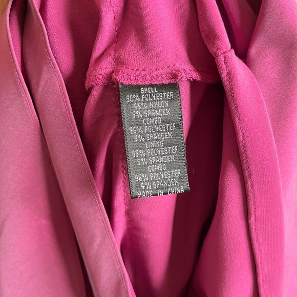 ADRIANNA PAPELL FUSHIA SLEEVELESS PLEATED V NECK DRESS WOMENS PLUS SIZE 14W - Picture 5 of 7